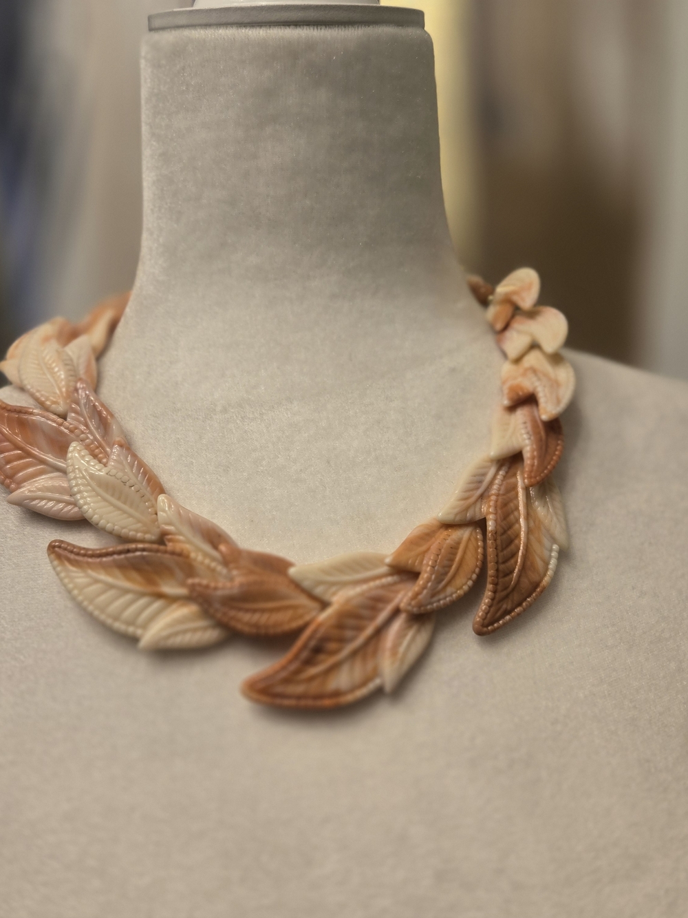 Vintage Peach and Cream Leaf-Linked Necklace - Women Jewelry